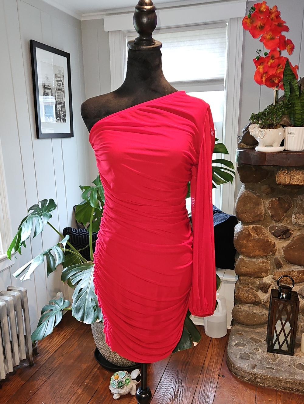 Women's One-Shoulder Ruched Red Dress
